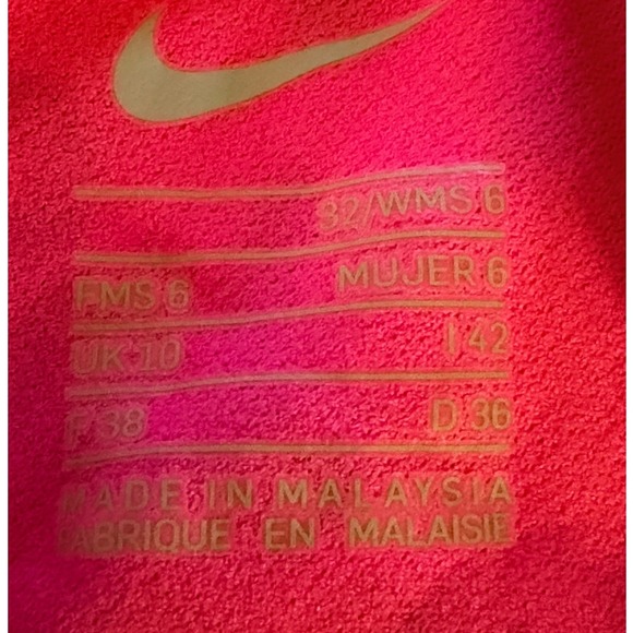 Nike Performance Poly One Piece Swimsuit 6 NWT - Picture 6 of 6